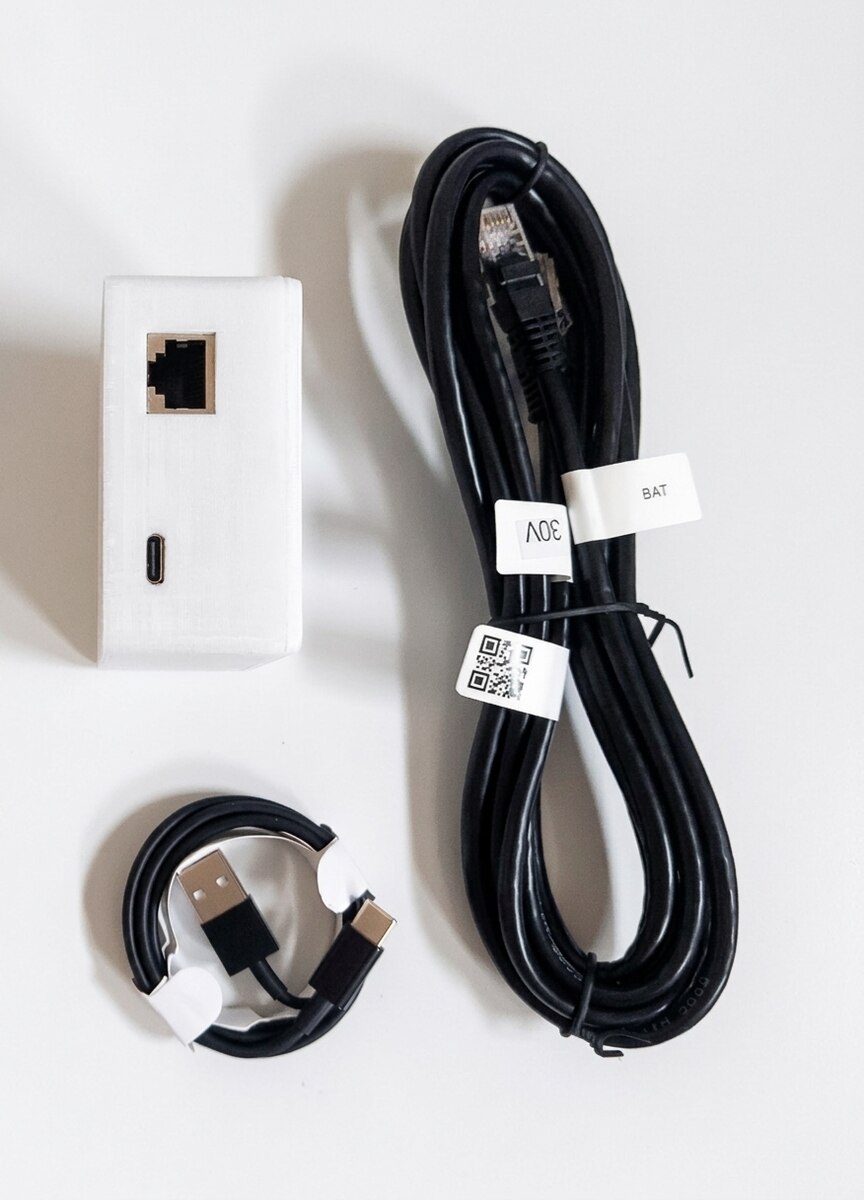 RJ45 communication socket and USB-C power input of BSLBATT Monitor