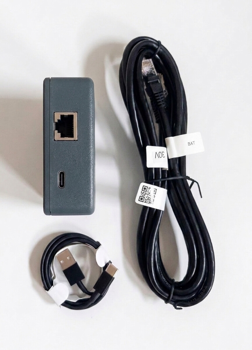RJ45-Kommunikationsbuchse und USB-C-Stromeingang von BSLBATT Monitor